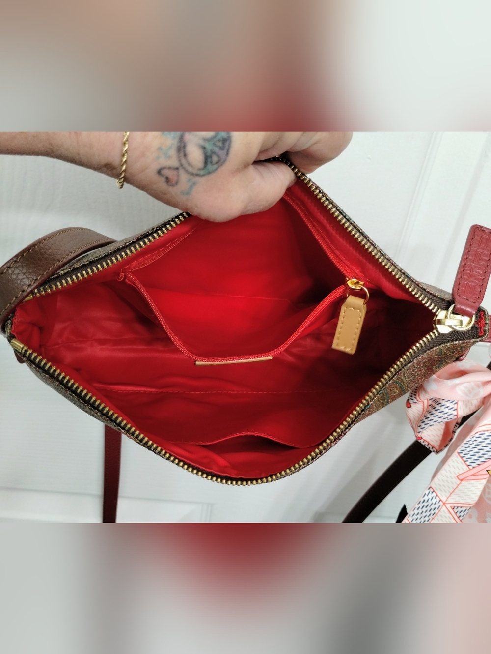 Etro Milano Crossbody Bag EUC - Picture 9 of 13